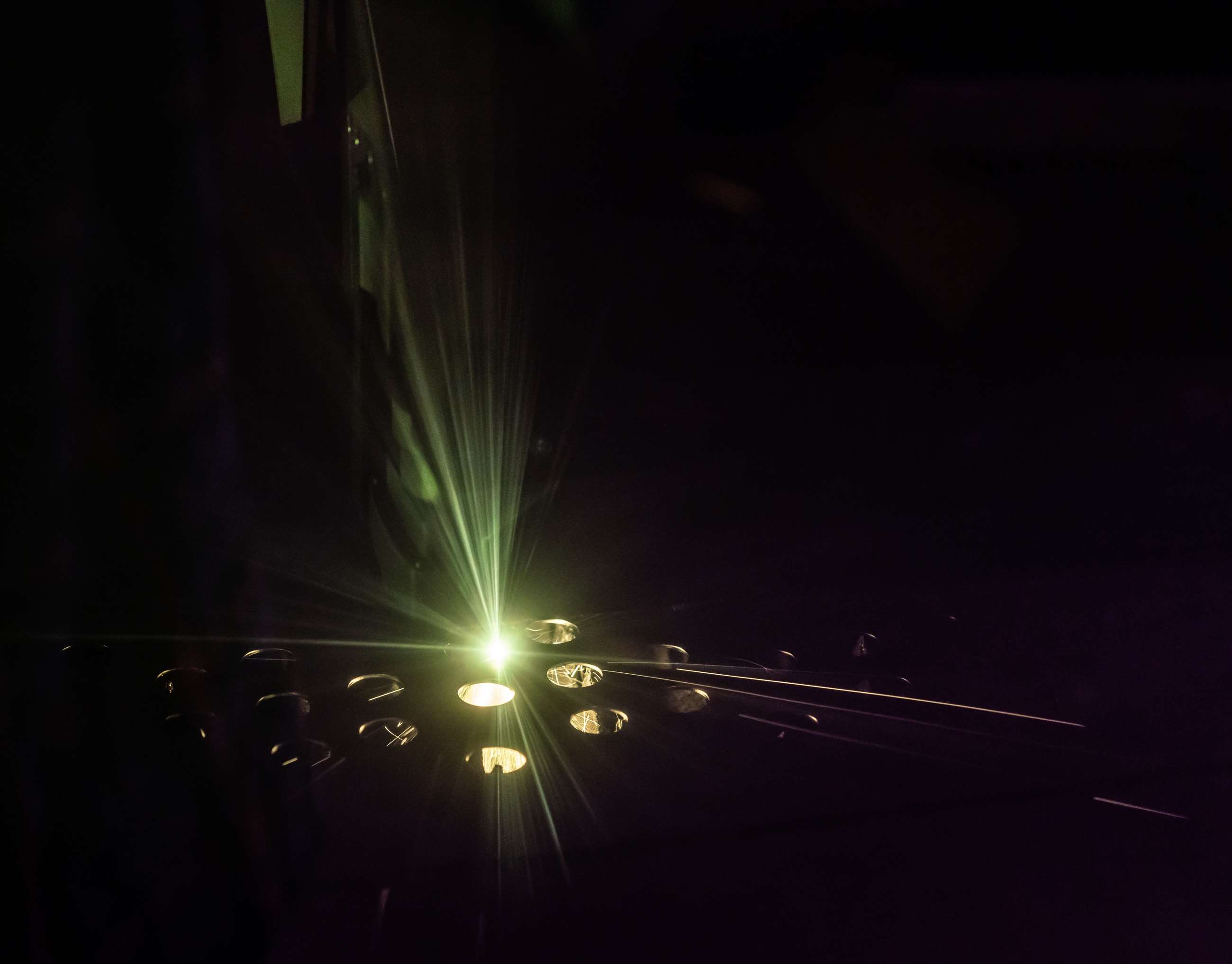Laserskæring af metal, stål og aluminium